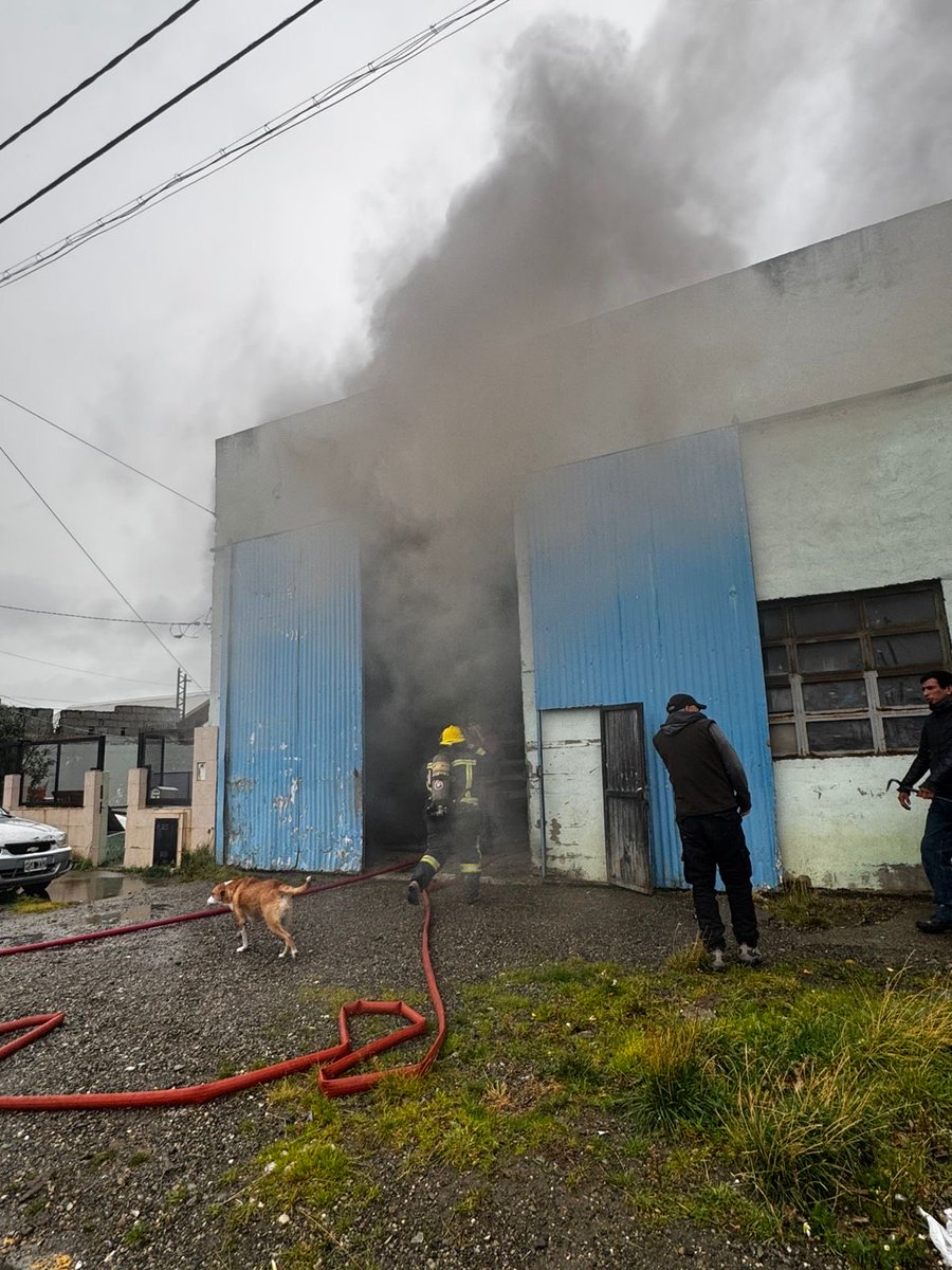 Se incendió una casa y el galpón de al lado 
elfaronoticias.com.ar/2026/04/14/se-…