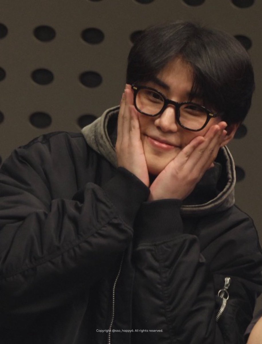 쏘Happy tweet media