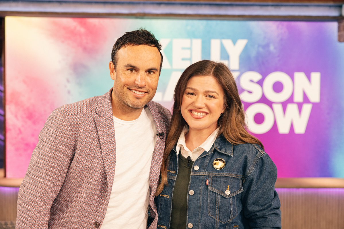The Kelly Clarkson Show tweet media