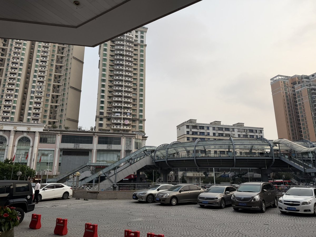 lesserpanda0724's tweet photo. 初めての中国恵州 https://t.co/ACiTPH4CrJ