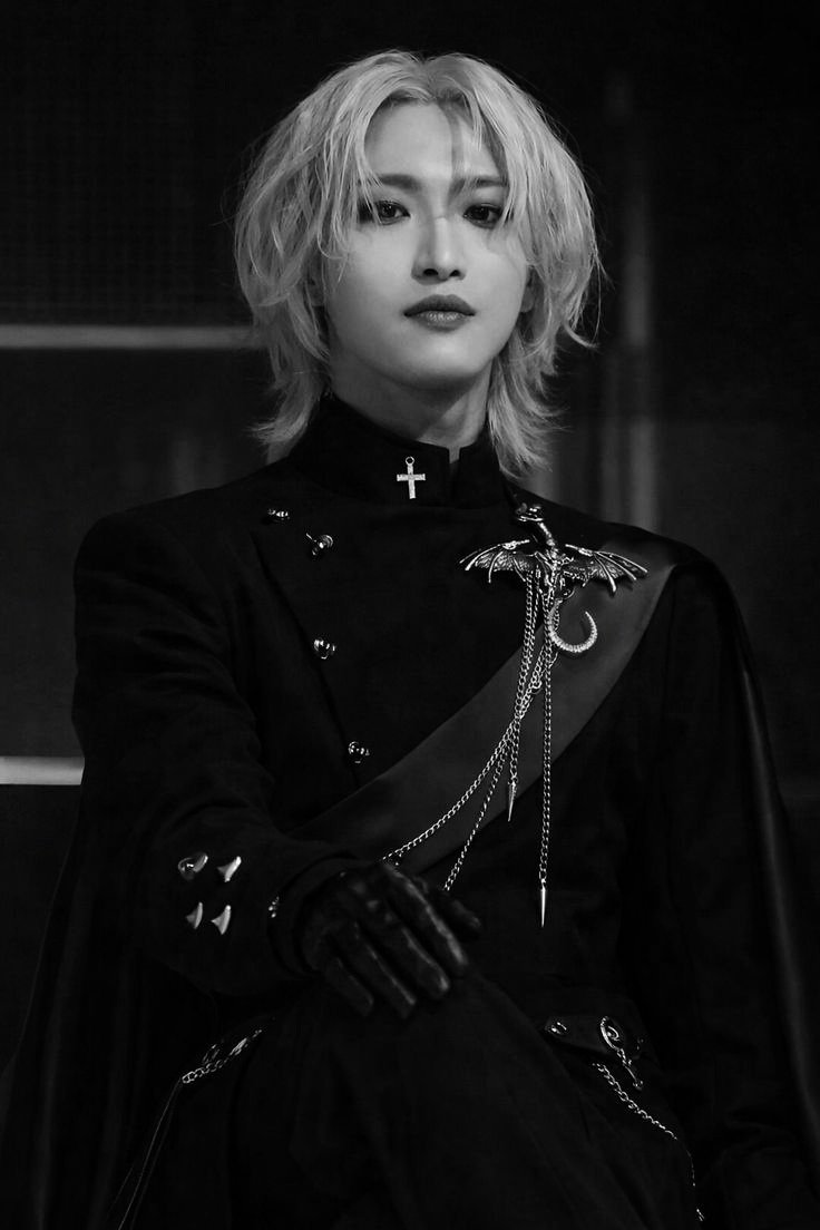 Vivamars tweet media