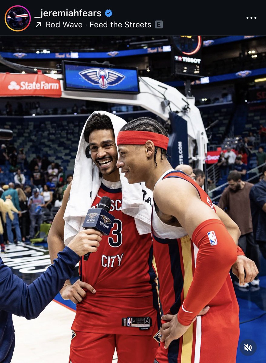 PooleMuse's tweet image. Jeremiah Fears showing love to Jordan on IG🤿