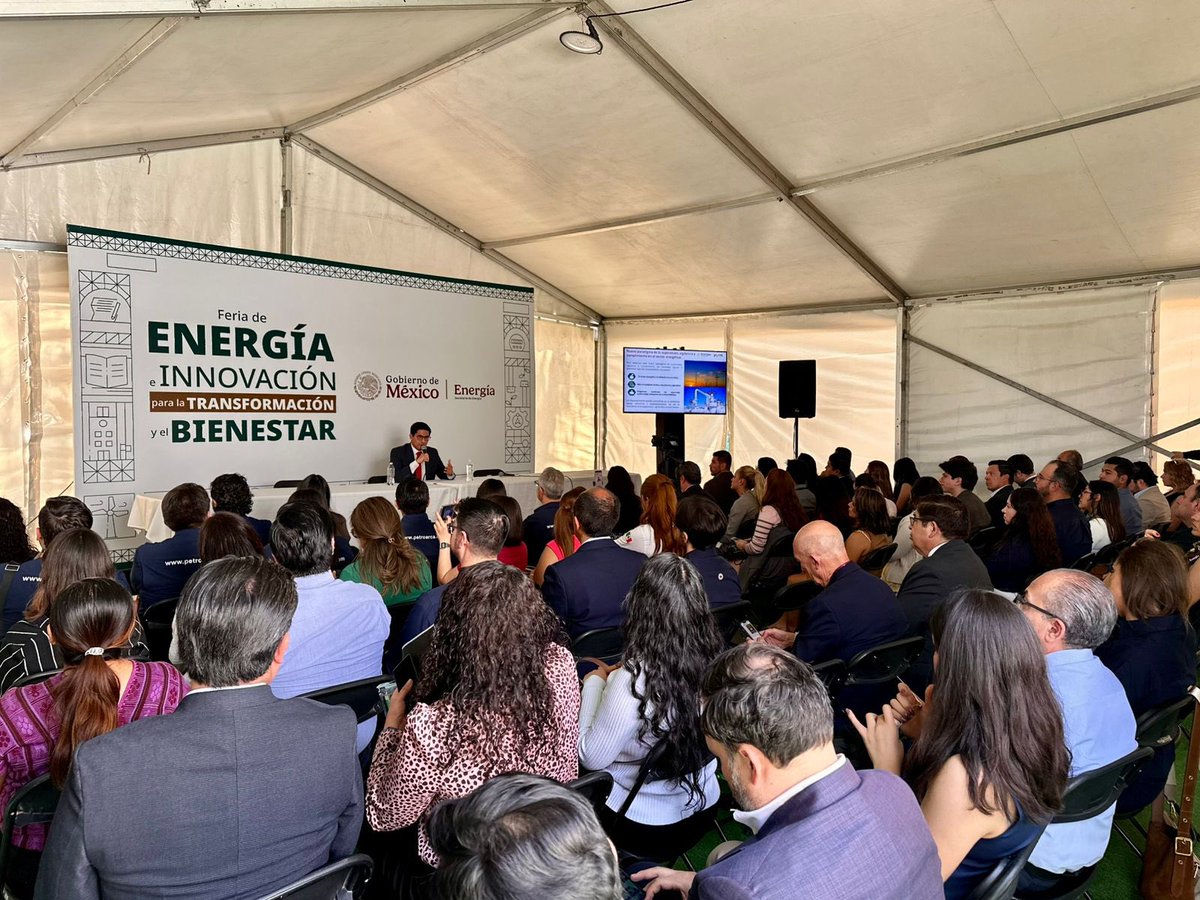 CNE_Mex's tweet photo. ✨ Así se vivió la conferencia del Mtro. Darío Hinojosa Ugarte, Titular de la Unidad de Verificación, sobre Innovación y modernización en la verificación, supervisión y vigilancia del sector energético⚡ en la Feria de Energía e Innovación para la Transformación y el Bienestar. https://t.co/GeWyYDzFnR
