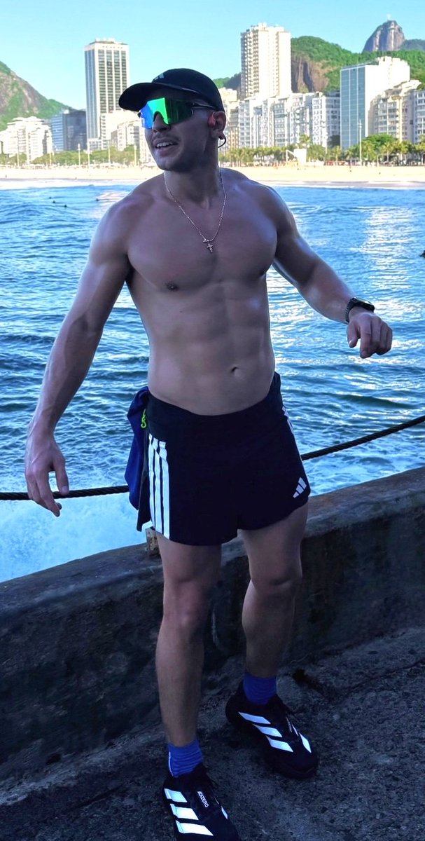 Prince George of Wales tweet media