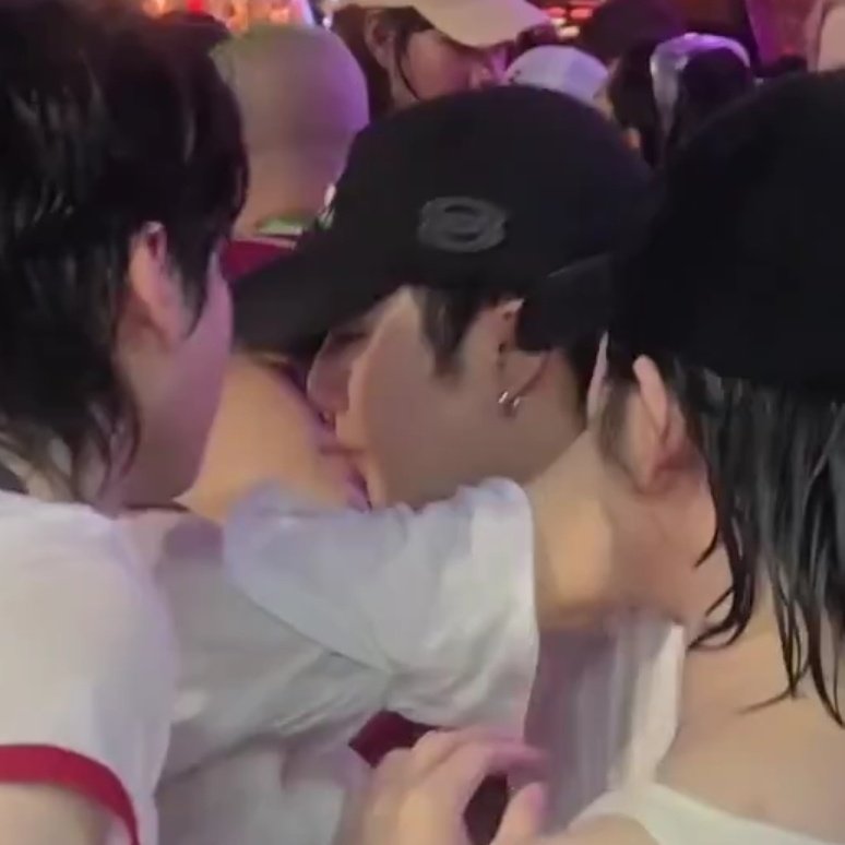 ❀⃯⃝⃯ 🦋ꦿꯧ⸼Nani✧Xuan࿙࿆☁️👑 ZNN EVER REAL ~DW/Nani ~ tweet media