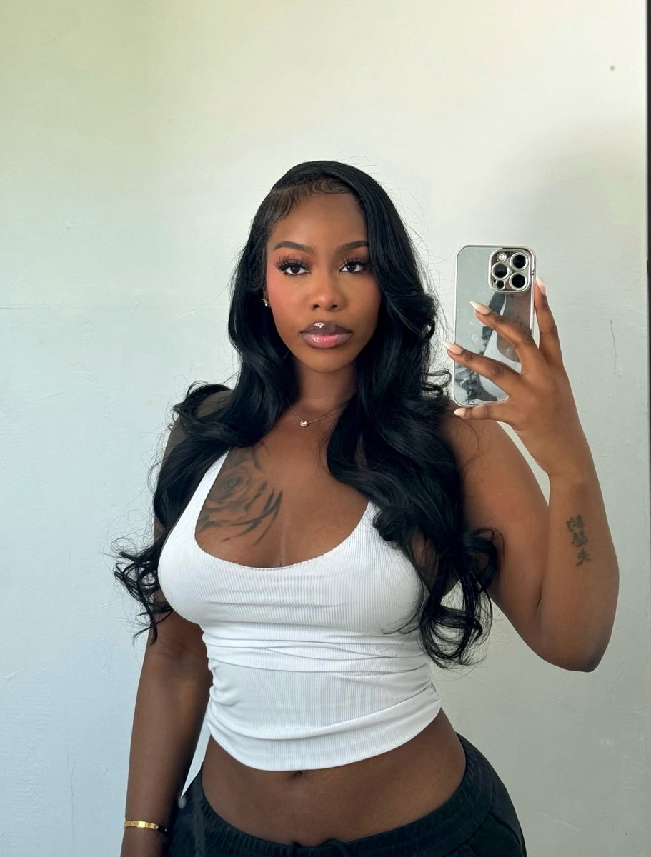 ⧉ PNG vibes tweet media