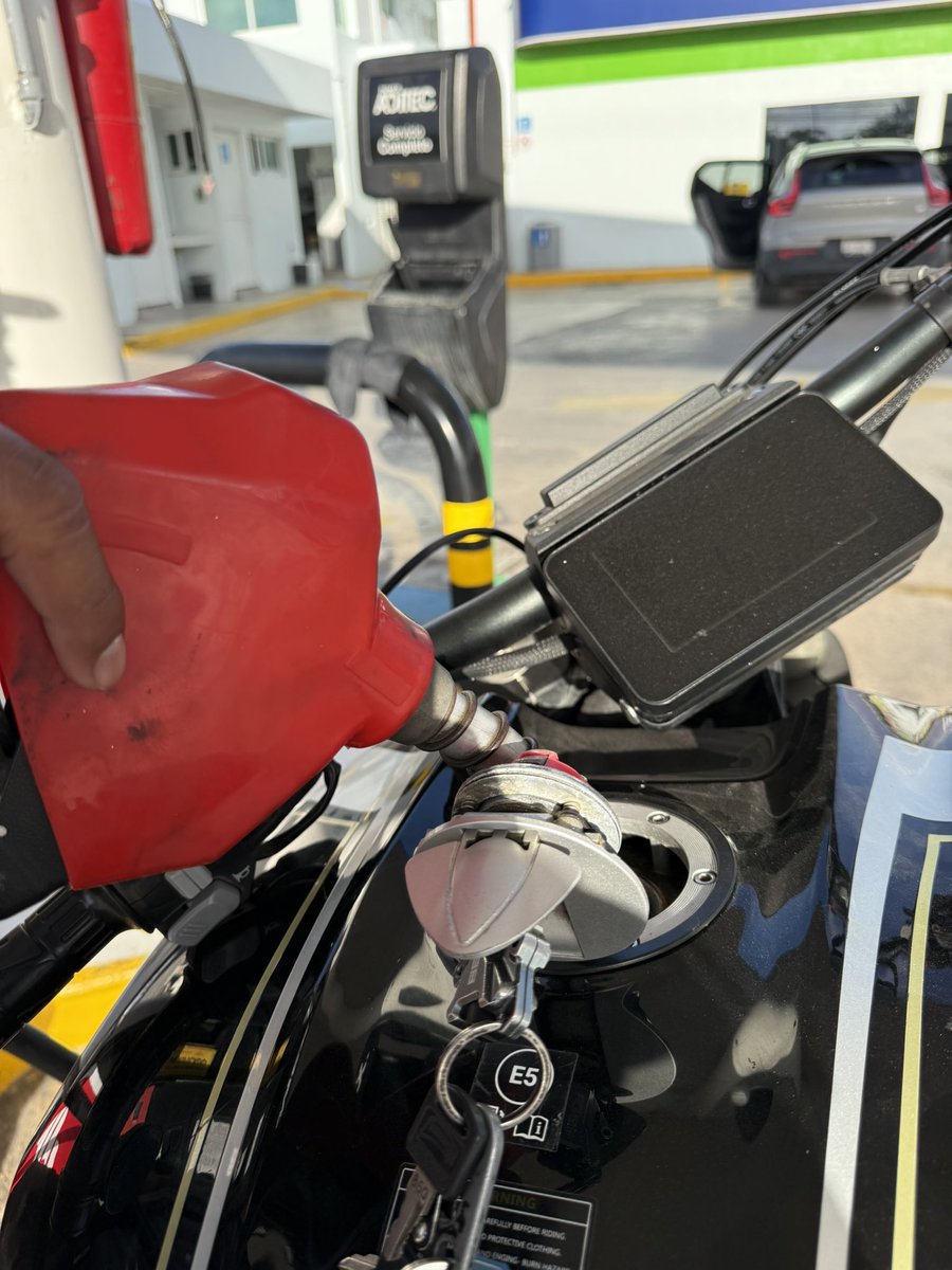 PEDRO FERRIZ tweet media