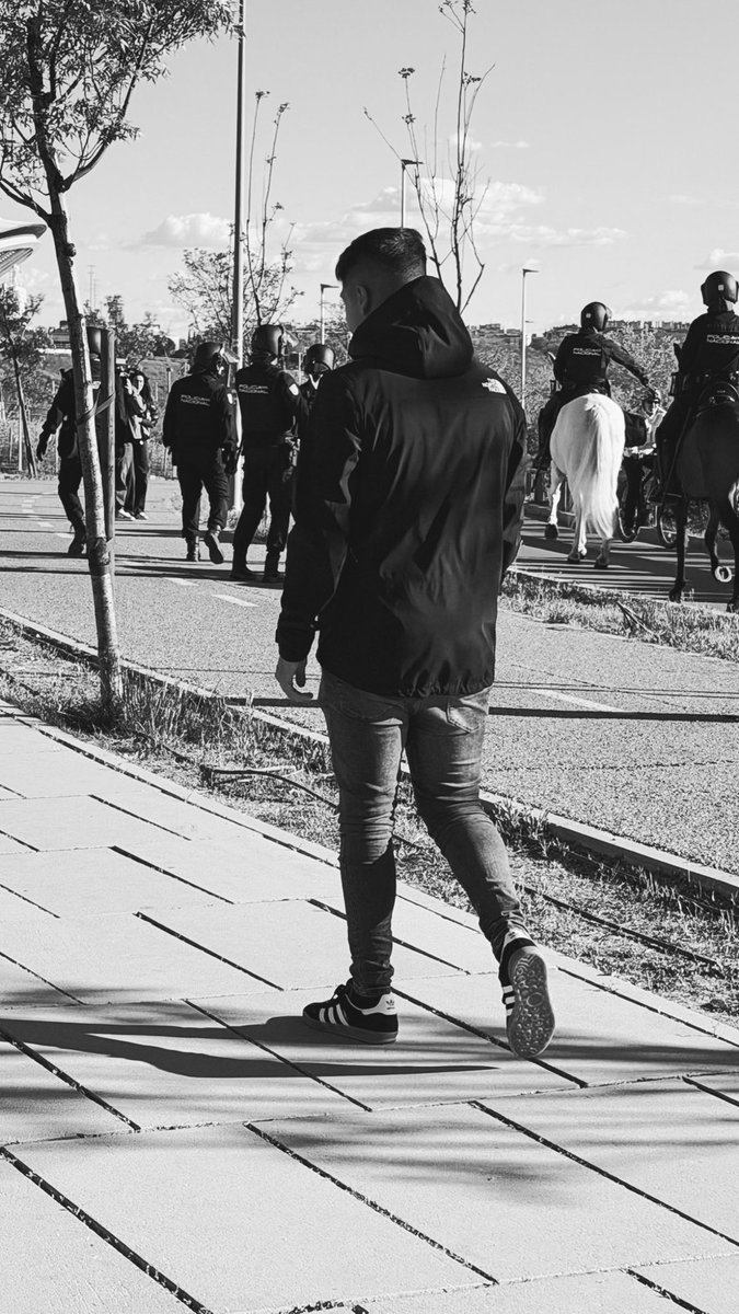 _SZ1312_ tweet media