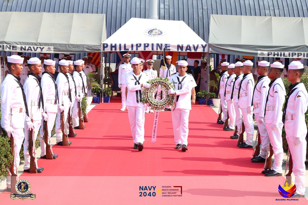 PhilFleet's tweet photo. Fleet Holds Memorial Honors and Interfaith Prayer Service

#PhilFleetVanguardofOurSeas
#ProtectingtheSeasSecuringOurFuture
#ModernMultiDomainSelfReliantCrediblePartner
#OneAFPOnePhilippines
#StrongAFPStrongPhilippines
#AFPyoucanTRUST
#SundaloSalamatSaSerbisyo https://t.co/prmOoZ8JLt