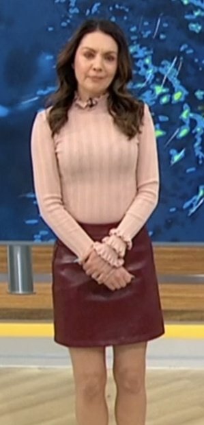 MAIBAGAINHOTBABES tweet media