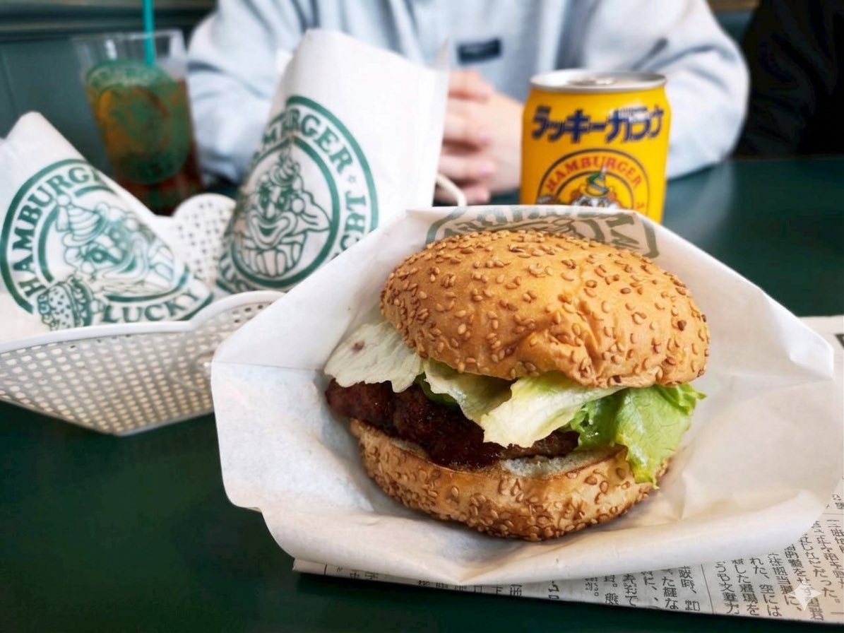 jp_cik's tweet photo. ラッキーピエロはお土産でください
やきとり弁当は家で作れます
函館たのしかった https://t.co/WPv9eLO3Qa