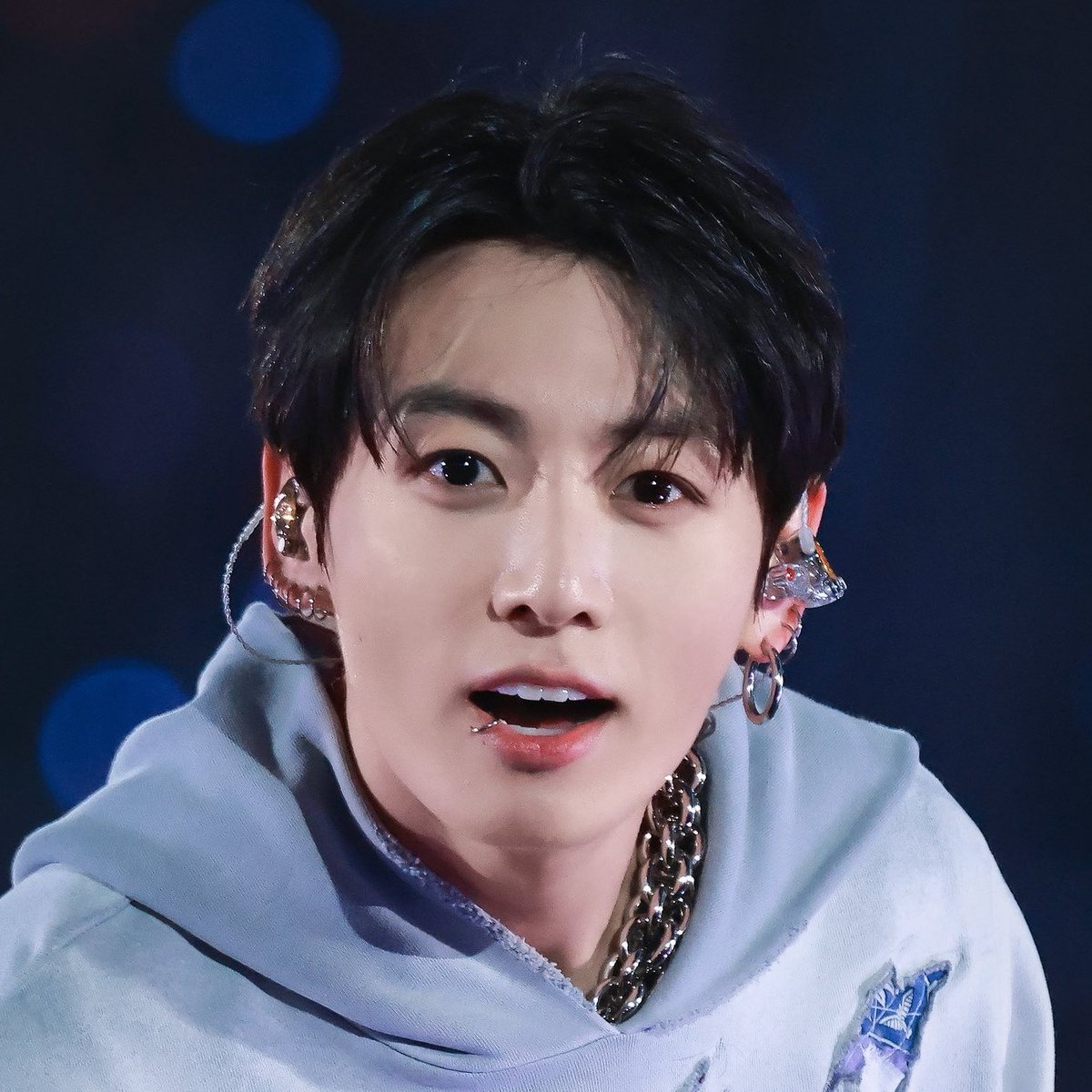 I S A ⁷₉ 🪭 VAI VER O BTS & HARRY STYLES tweet media