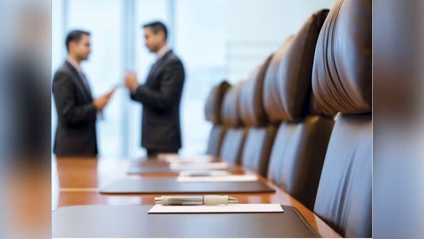 bsindia's tweet photo. #Opinion | @AmitTandon_in writes “board overload” is blurring the line between oversight and execution as regulatory demands pile up, with risks for governance when roles between boards and management lack clarity.

https://t.co/X1T8fJdQqV https://t.co/ZaZFp6RkJ4