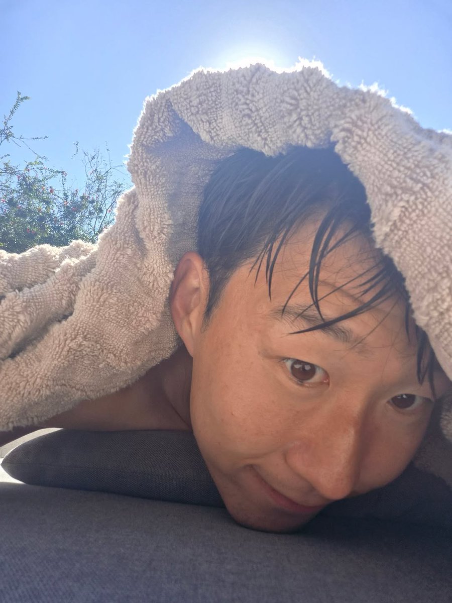 O_ops! 💌 tweet media