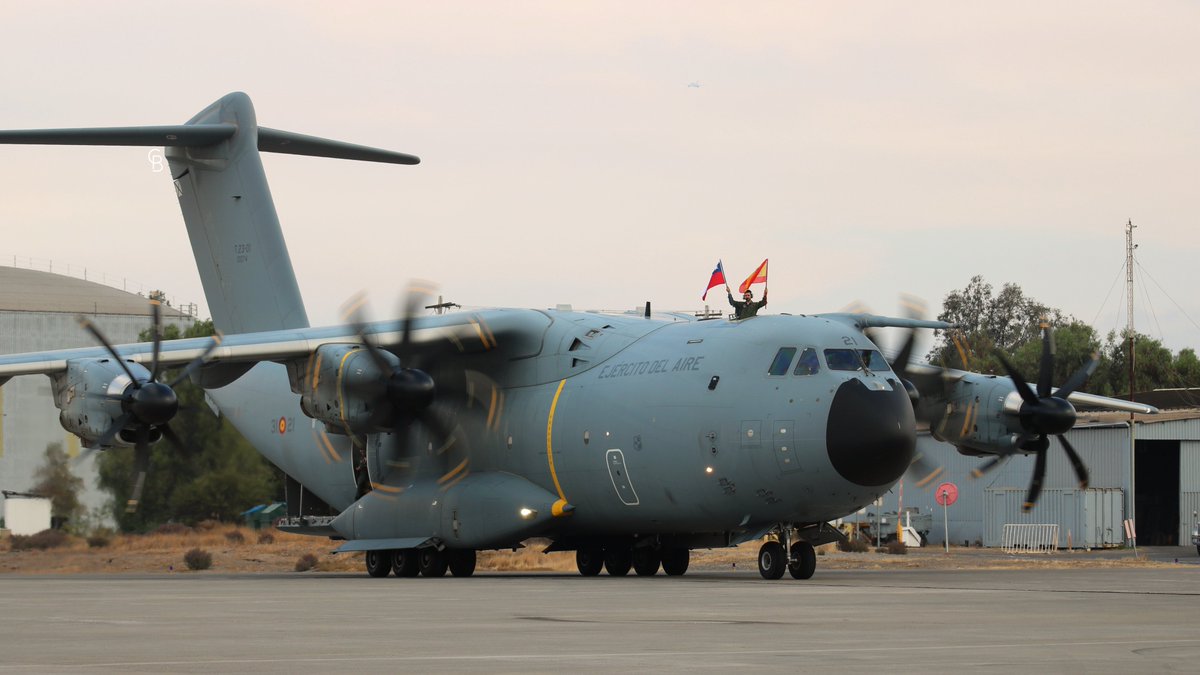 Chris_82_BV's tweet image. Agile giant.
#A400M
#EjercitoAire
#FIDAE2026