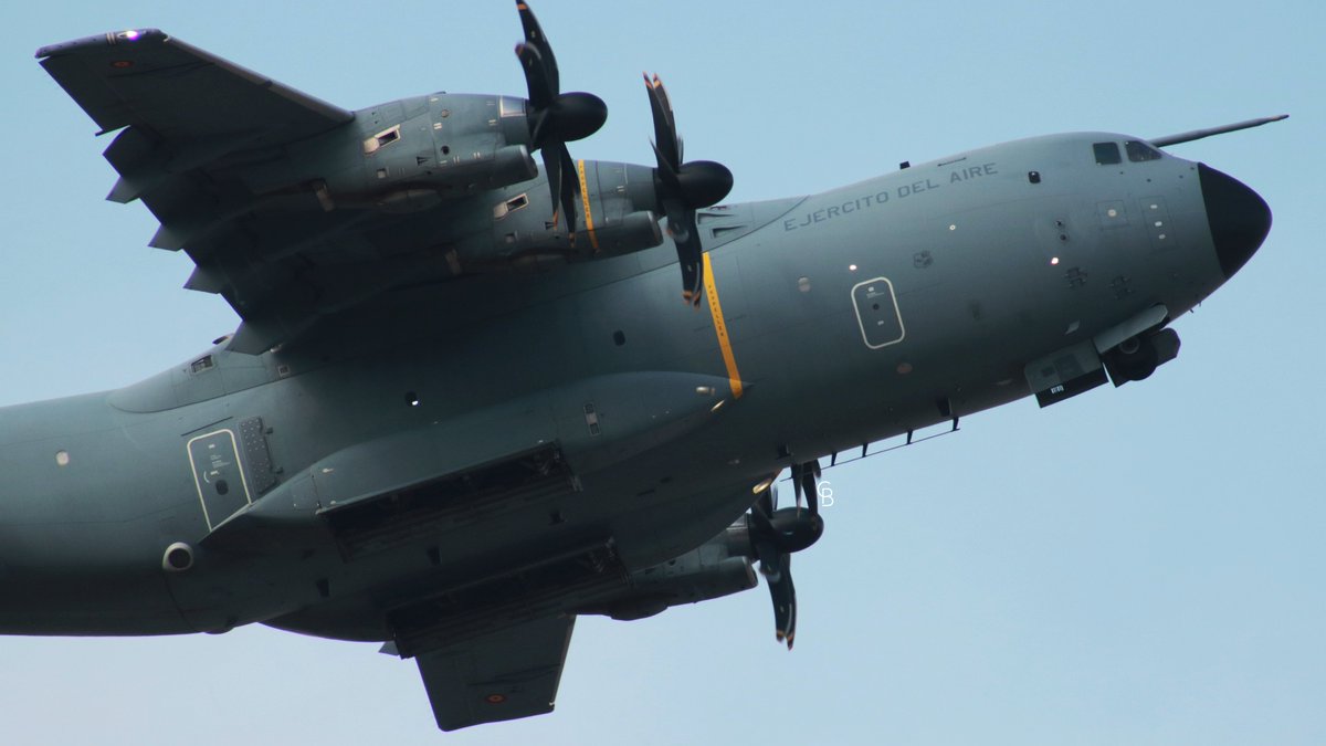 Chris_82_BV's tweet image. Agile giant.
#A400M
#EjercitoAire
#FIDAE2026
