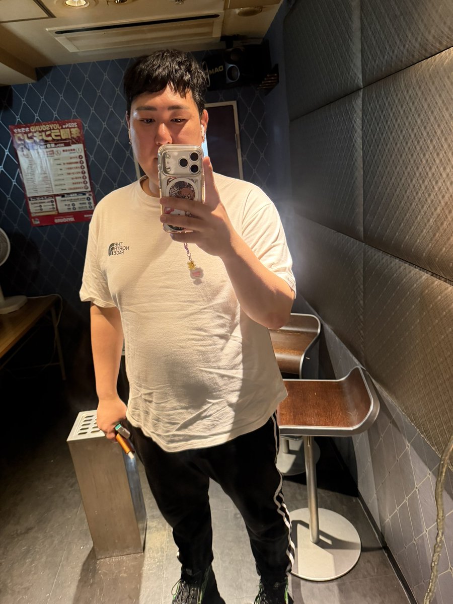 KURO🤯 tweet media