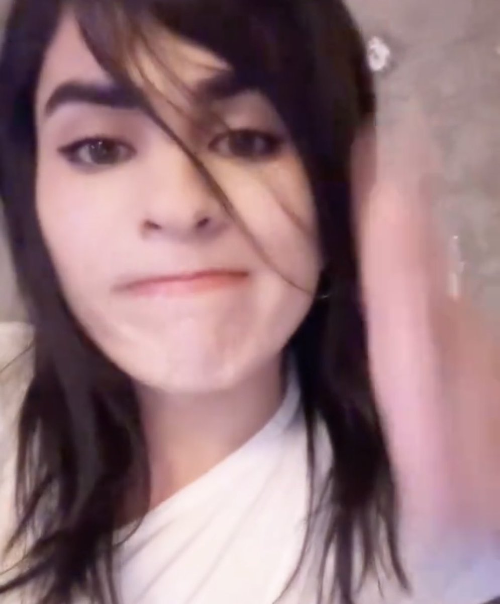 priya :-) #U tweet media