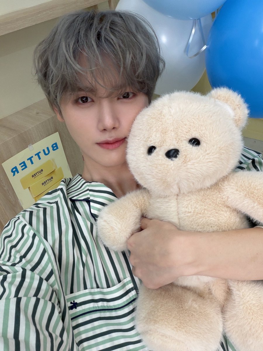 민희야~ 오늘도 밥꼭챙 잠꼭챙 🫳🏻🫳🏻🫳🏻🩵