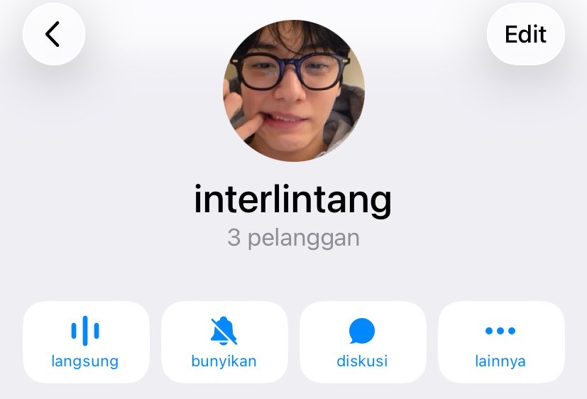 A. Lintang tweet media