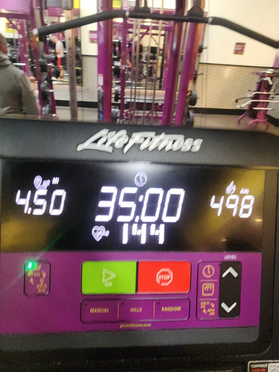 raysenior598's tweet image. Got it done ✔️ at #PlanetFitness today so I could get legs stronger and tan lines darker 
#livehealthy #fitness #dontgiveup #getitdone #dontquit #gymmotivation #weightloss #unfat #RockTheMingo