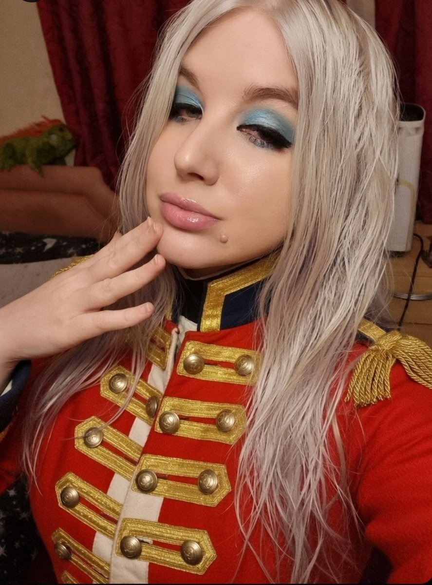 Moon Dragon tweet media