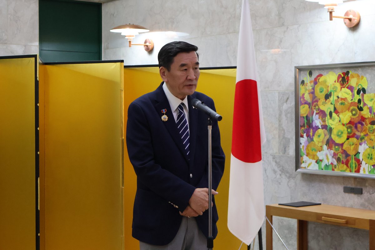 Японы Элчин Сайдын Яам tweet media