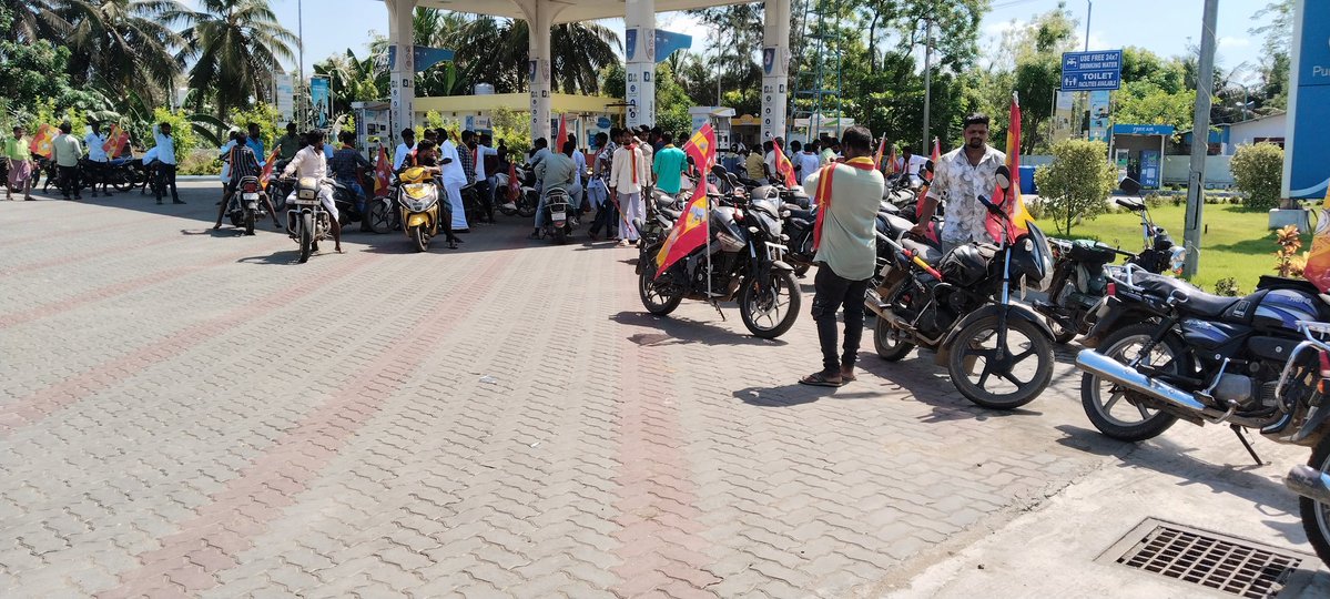 இன்றைய பிரச்சாரம் ஆரம்பம்...

வெற்றி வேட்பாளர் அசாருதீன் உதுமான் அலி அவர்களுக்கு

#பாபாநாசம்_தொகுதி