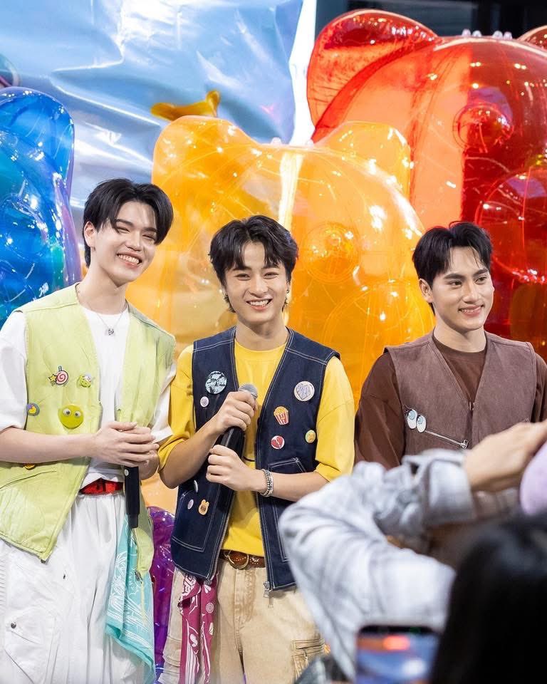 แม่ไก่🐓 tweet media