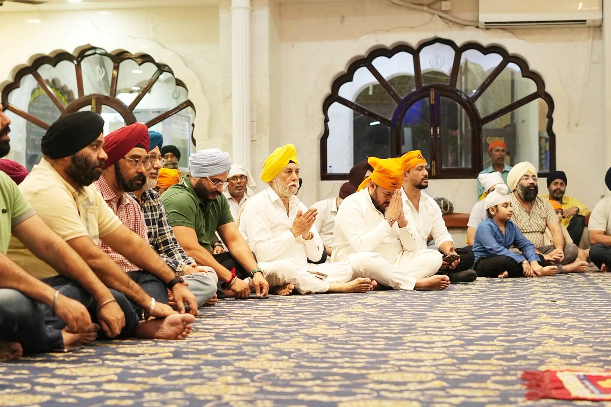 Umang Bajaj tweet media