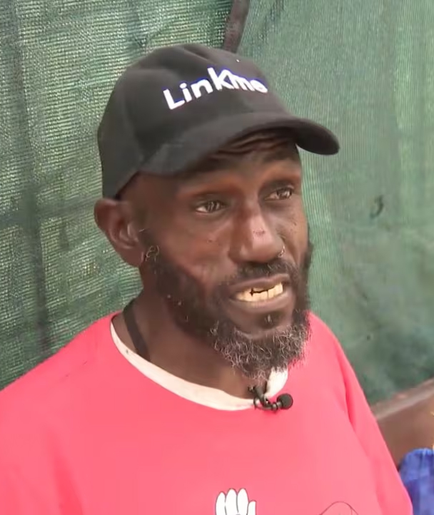 BlackNews's tweet image. Homeless Man Praised for Saving 6-Year-Old Boy He Found Alone in the Street at Night

blacknews.com/news/arnett-jo…

#blacktwitter #black #goodnews #homeless