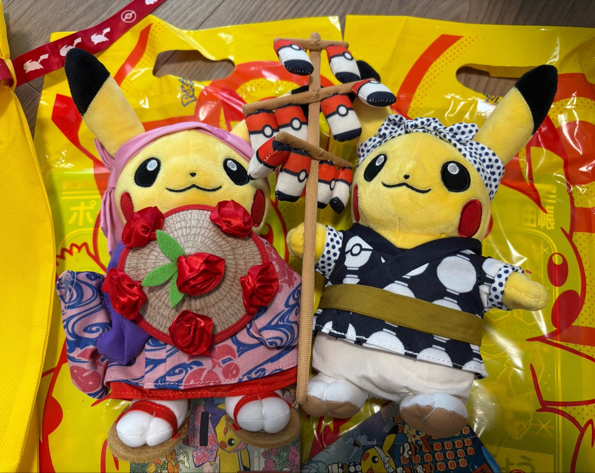 にこぴこ tweet media