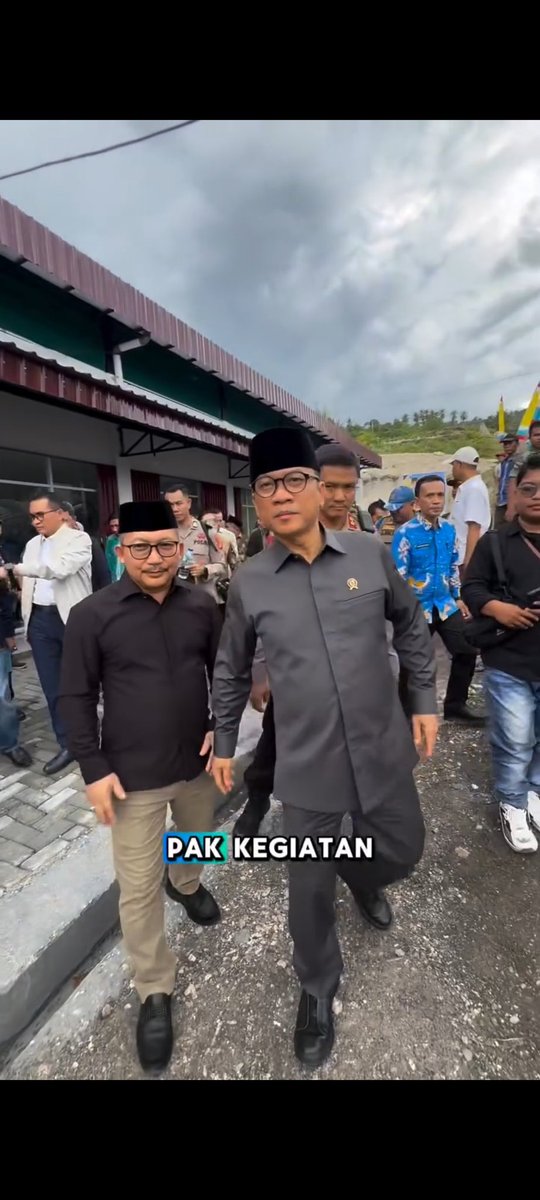 KEHADIRAN KOPERASI DESA MERAH PUTIH di desa2 menjadi pengungkit percepatan kesejahteraan desa... 
<a href="/YandriSusanto/">Yandri Susanto</a>
@SekretariatNegaraRI
#BPSDMKementerianDesaPDT
#KDMPMensejaterakanMasyarakatDesa
#KerjasamaKDMPdanBUMDesa
#KerjaPendampinganDesaBerdampak
#TenagaPendampingProfesional