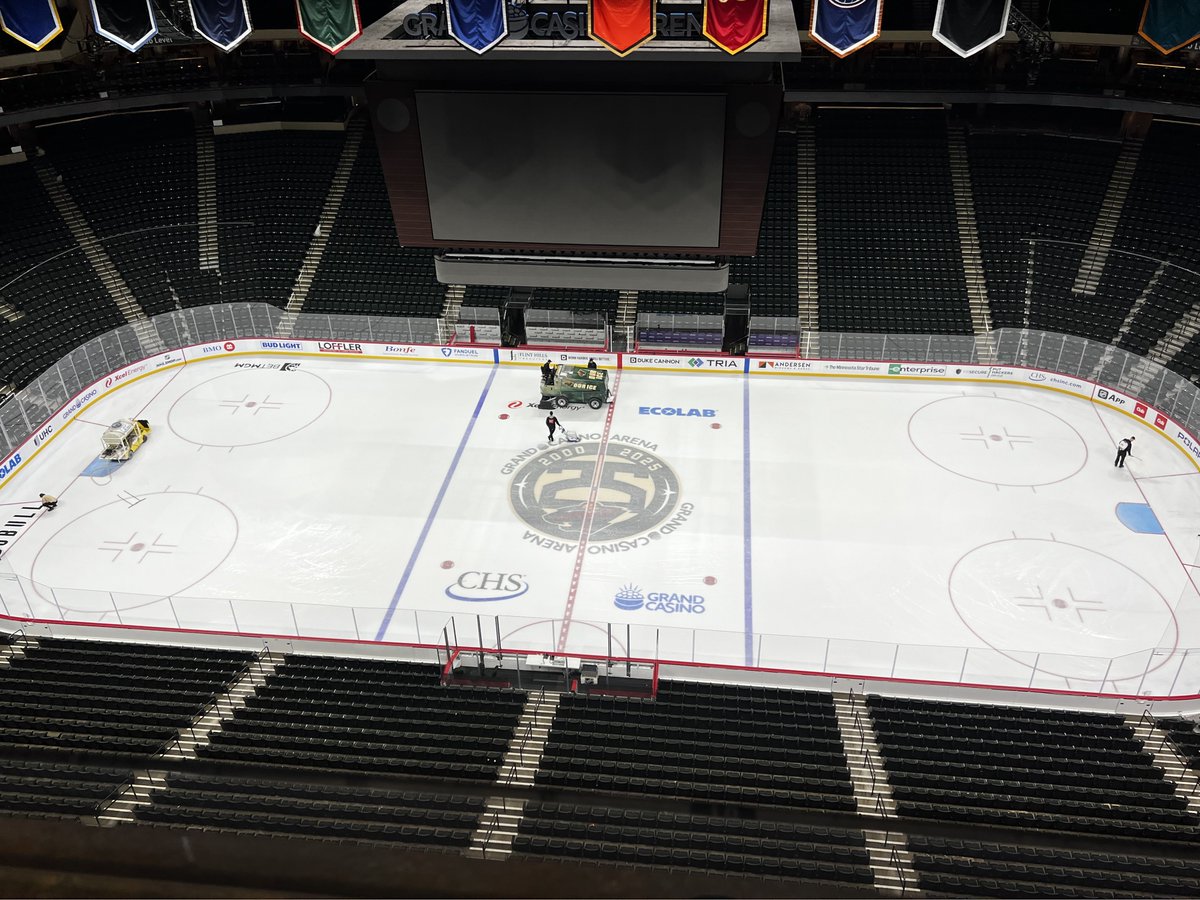 RussoHockey's tweet photo. Arena workers hard at work getting ready for the playoffs https://t.co/QnM4DvNVkq