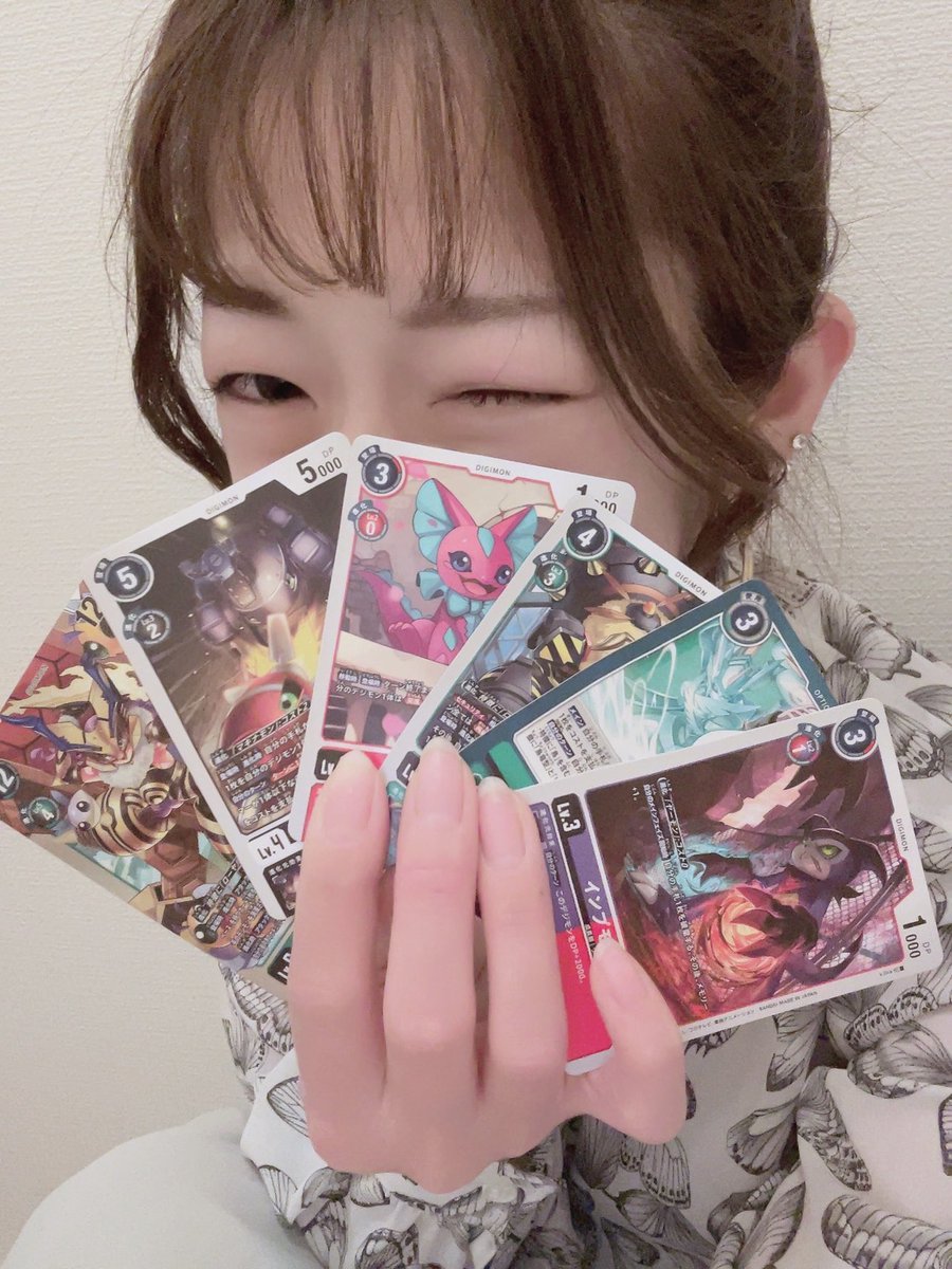 miyanery's tweet photo. ウインク苦手な人間😎😎😎
#イチニチイチデジカチャレンジ
#DIGIMONGENERATION
#あと8パック
#TIMESTRANGER
#あと2パック
#DAWNOFLIBERATOR
#あと10パック
#digimon #デジモンカード https://t.co/Vih08ahA9A