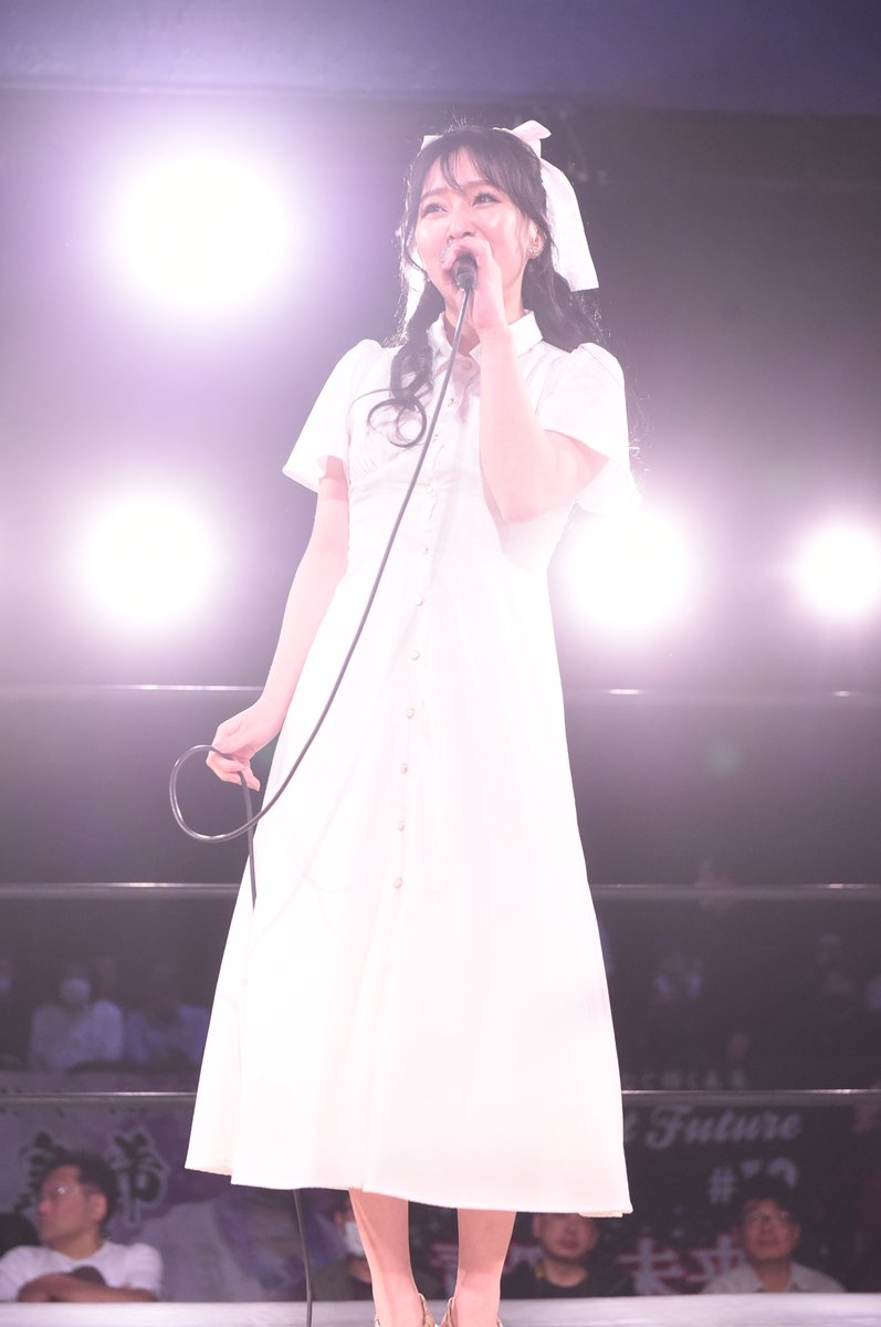 wwschannel's tweet photo. 中冨杏子　初歌唱！女子プロレス「マリーゴールド」のリングでデビュー曲「桜色リップクリーム」を披露

▼記事・写真の詳細はこちら
https://t.co/iDVbCRl1gu

#中冨杏子 #中冨杏子_桜色リップクリーム #桜色リップクリーム @anko_nakatomi #pw_mg #新宿FACE https://t.co/kE7KPYTy2a