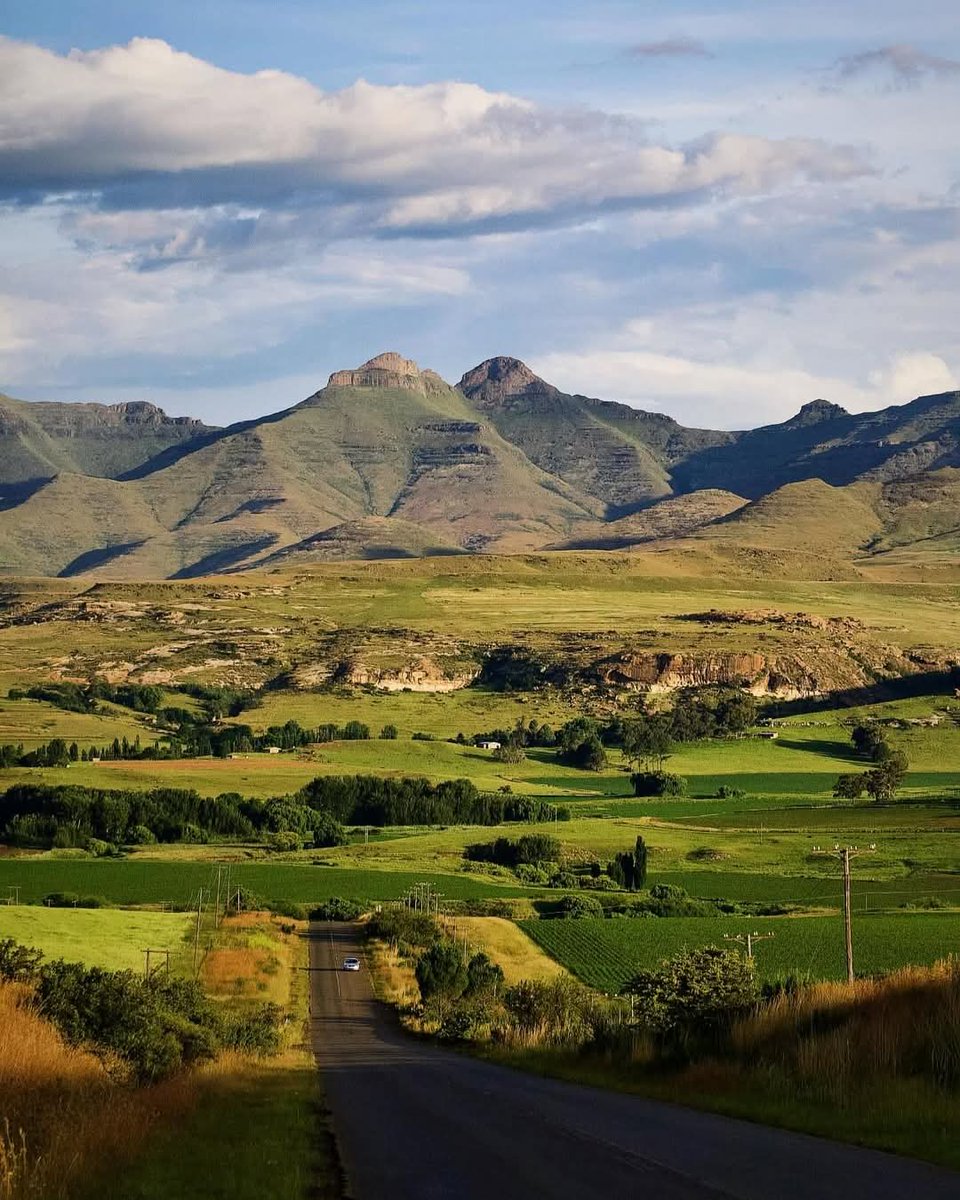 Profound Travel and Tours tweet media