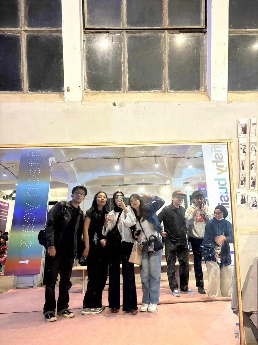 remembertodayss's tweet photo. Nitip jejak https://t.co/2mvXfoQ3Pv