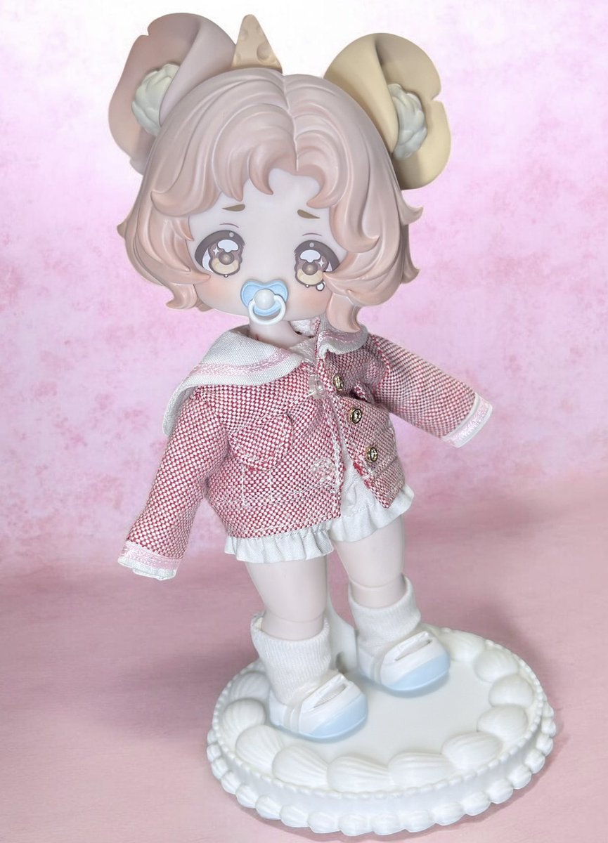 0w0yuni's tweet photo. 家にあったOB11服引っ張り出して着せたけど
腕が短いから萌え袖になっちゃった
これはこれで可愛いね https://t.co/RUaMH7nxHi