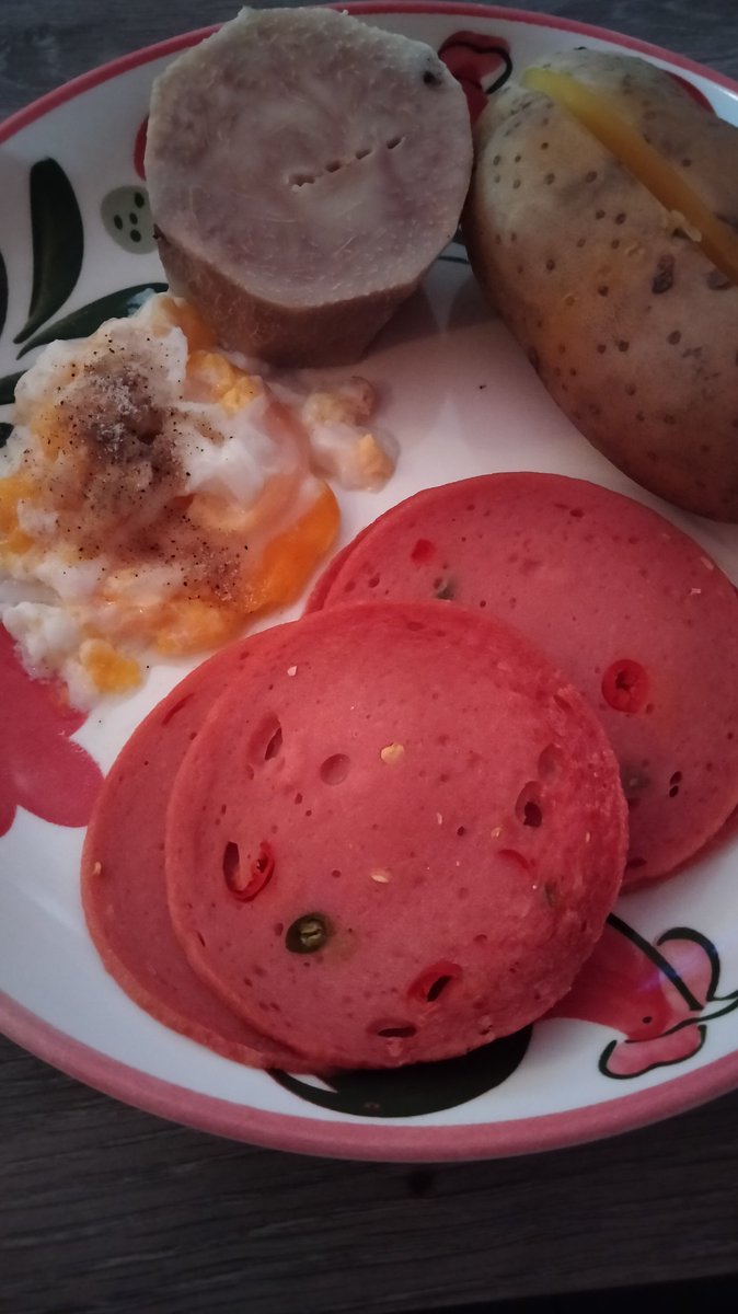 phas_plum's tweet photo. ได้หยุดพักร่าง ก็หาไรทำกินง่ายๆ https://t.co/7ri4lktVmz