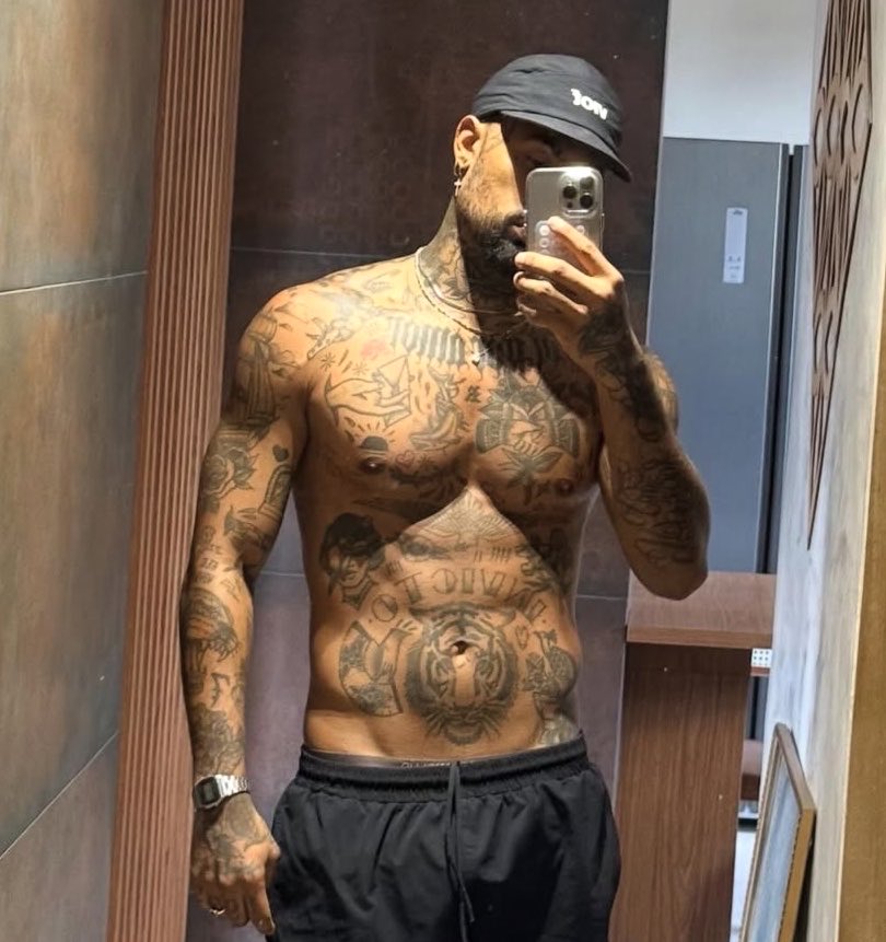 gothampict's tweet image. 