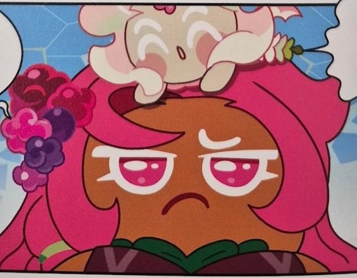 Cosmic_343's tweet image. hollyberry!!! there is a little baby on your head!!!!!!!!