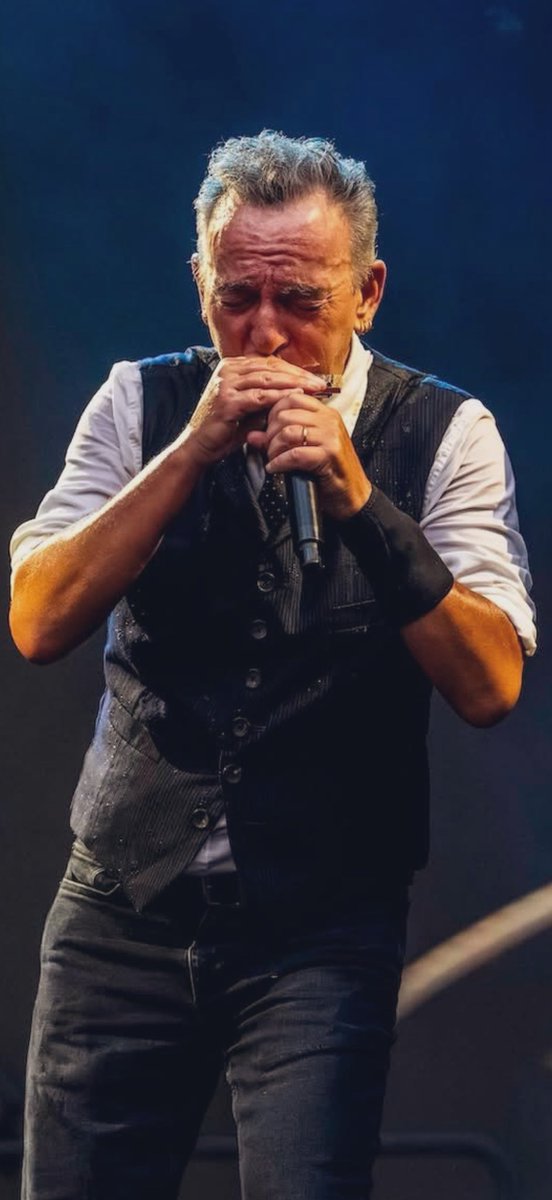 𝕿𝖍𝖊 𝕭𝖔𝖘𝖘  tweet media