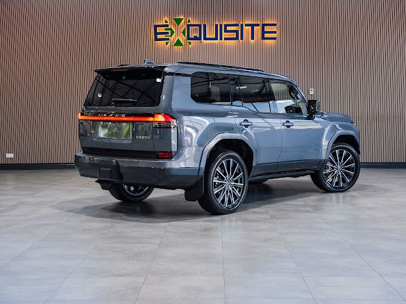 sir_wicknell. tweet media