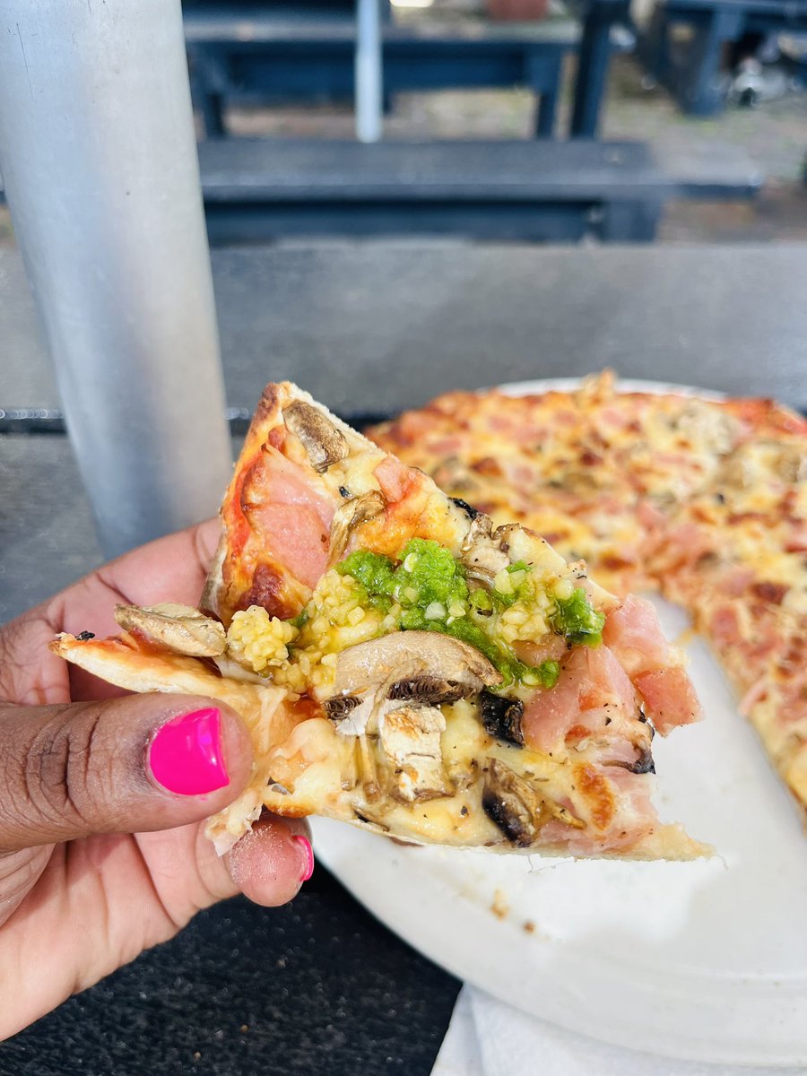 MaMhlanga Nompumelelo tweet media