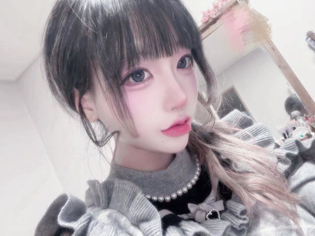 いつも大事な日のメイクより登校前に素早くメイクした方がうまくいくという矛盾
#いいねでDM #いいね返し #自撮り界隈