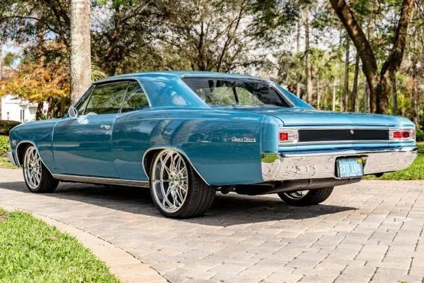 Retromania4ever's tweet image. 🇺🇸🦅 1966 #Chevrolet #Chevelle Malibu SS Coupé