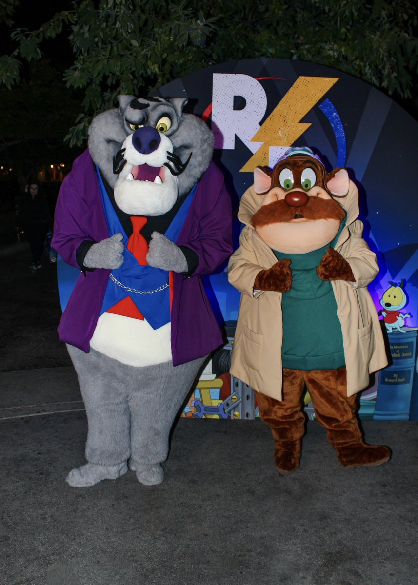 CharactersPhotosBlog tweet media