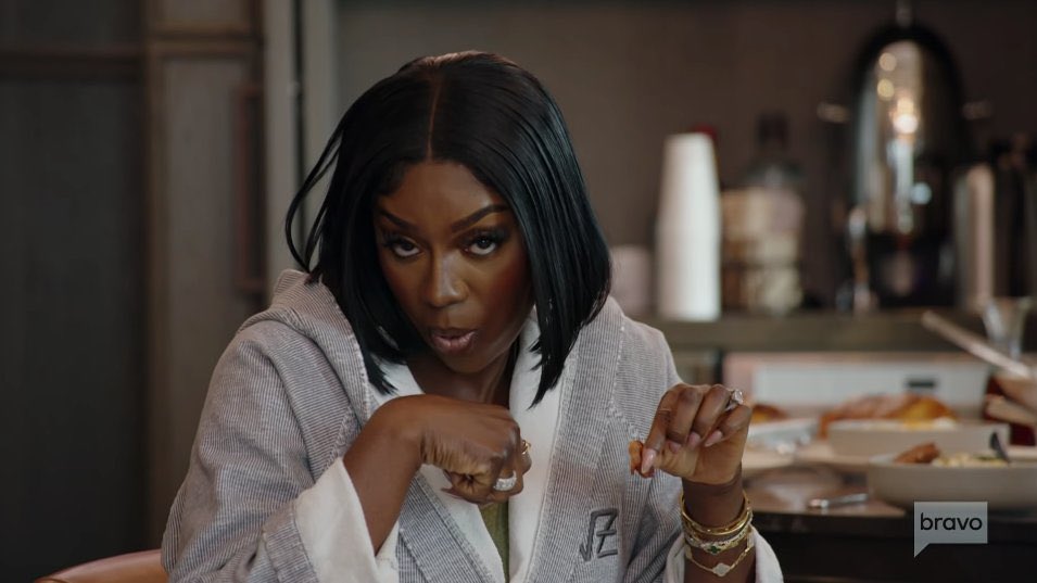 Amanda: “I don’t like that I made someone feel any type of way with my words and my actions. That makes me feel icky about myself.”

Amanda… #SummerHouse