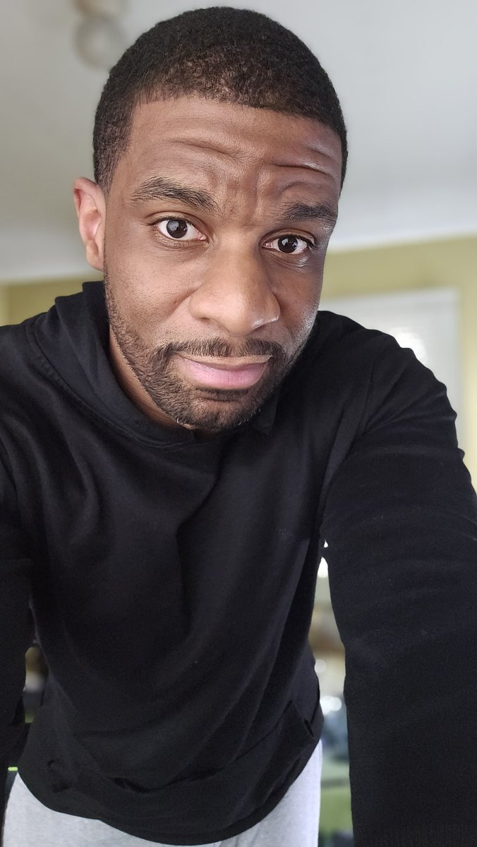 Muscle Mania tweet media